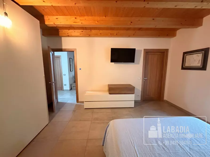Immagine 19 di Villa in vendita  a Lendinara