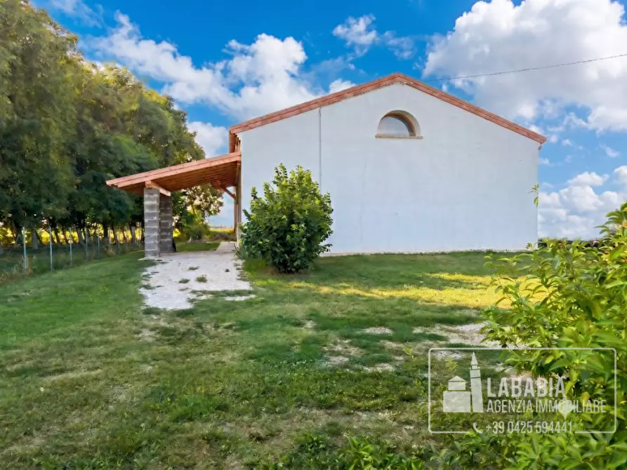 Immagine 20 di Villa in vendita  a Lendinara
