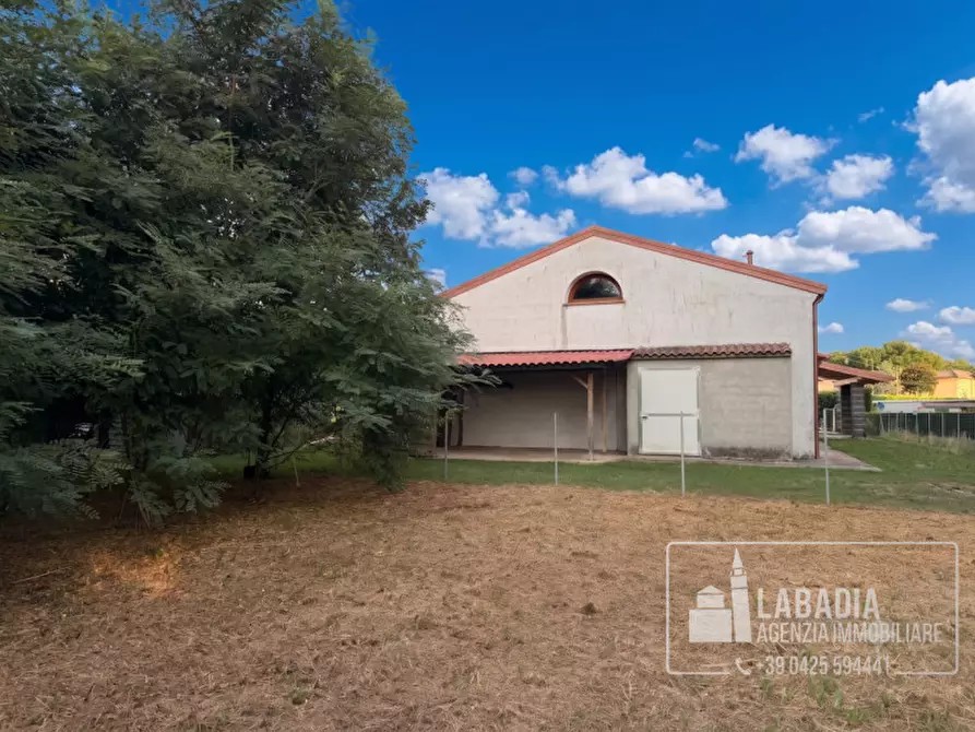 Immagine 24 di Villa in vendita  a Lendinara