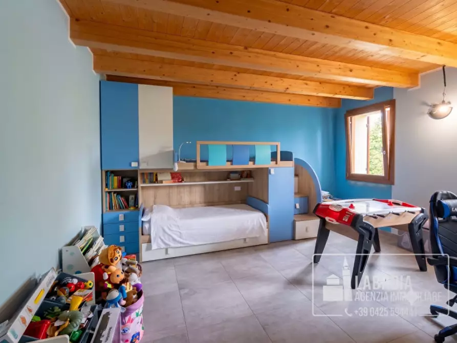 Immagine 25 di Villa in vendita  a Lendinara