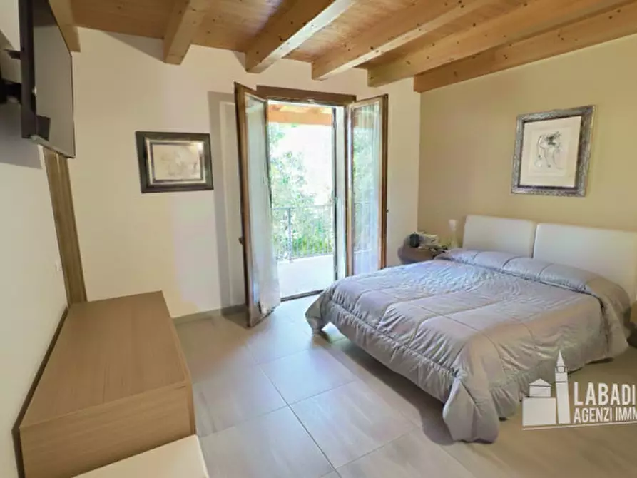 Immagine 30 di Villa in vendita  in Via Arzaron 9 a Lendinara