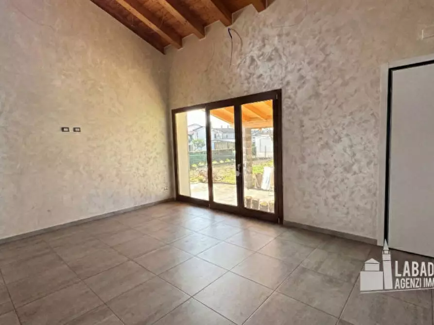 Immagine 46 di Villa in vendita  in Via Arzaron 9 a Lendinara