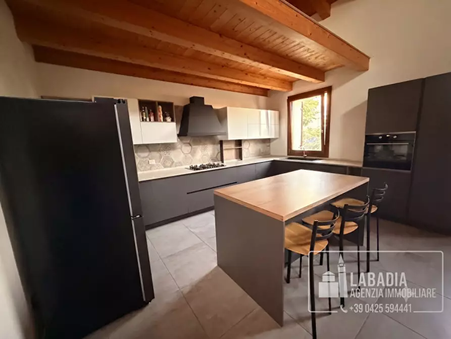 Immagine 59 di Villa in vendita  a Lendinara