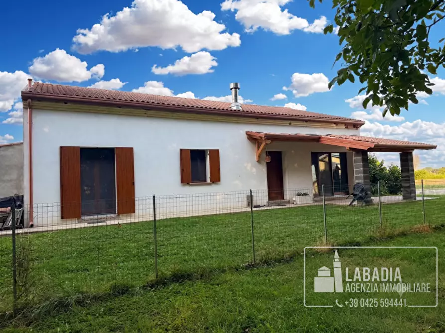 Immagine 62 di Villa in vendita  a Lendinara