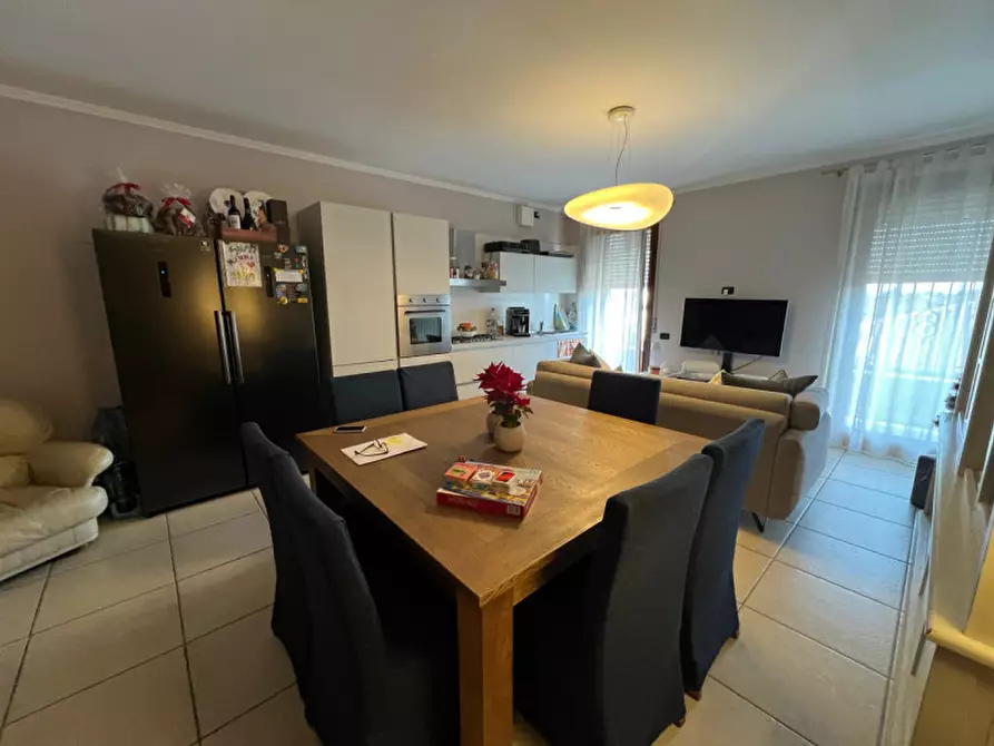 Immagine 3 di Appartamento in vendita  in via curtatone a Rovigo