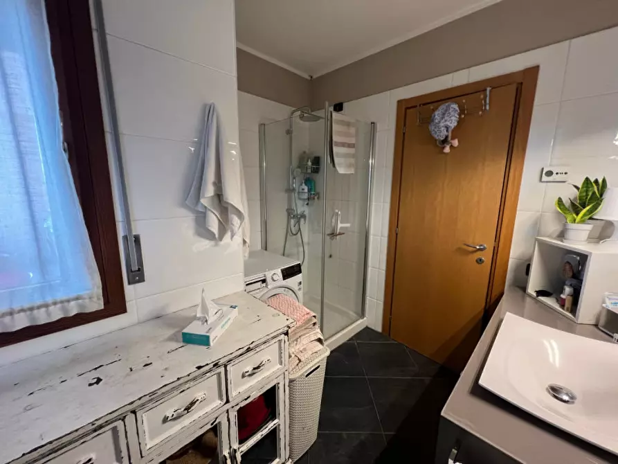 Immagine 9 di Appartamento in vendita  in via curtatone a Rovigo