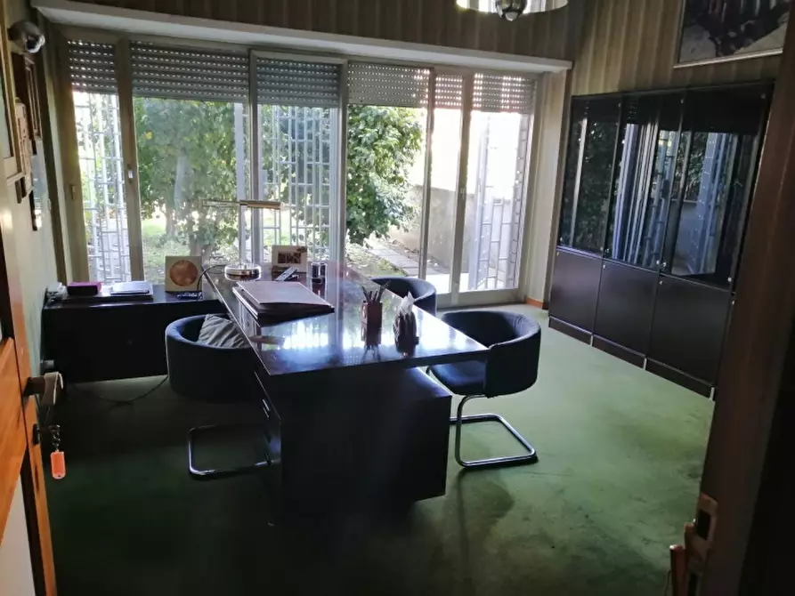 Immagine 3 di Villa in vendita  in Via Enrico Menghini a Nepi