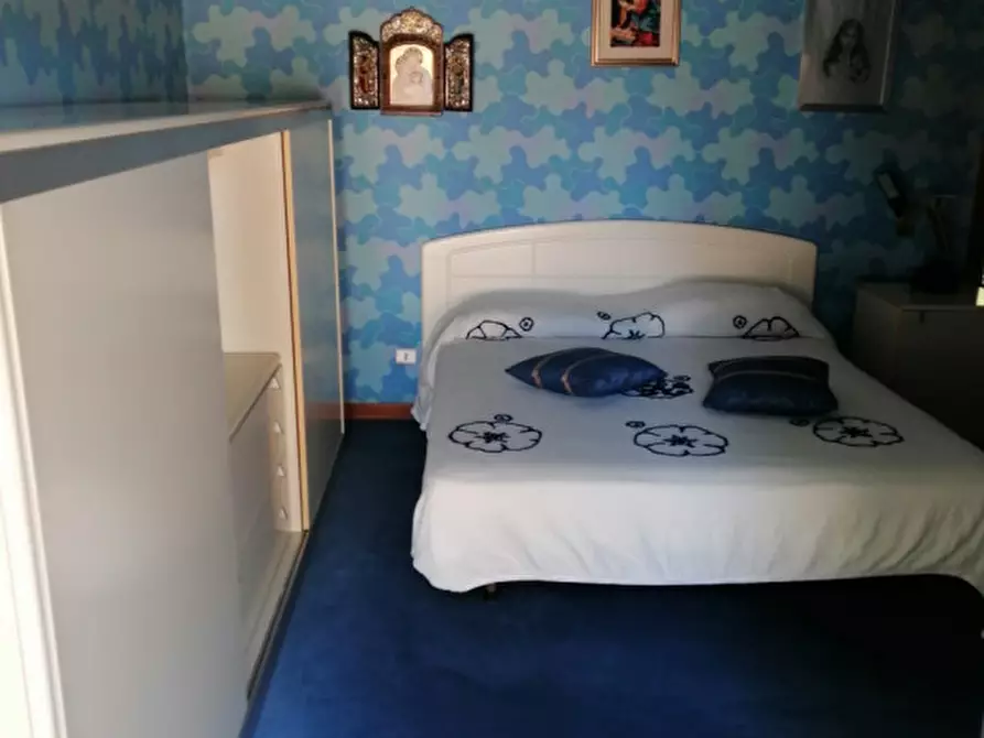 Immagine 7 di Villa in vendita  in Via Enrico Menghini a Nepi