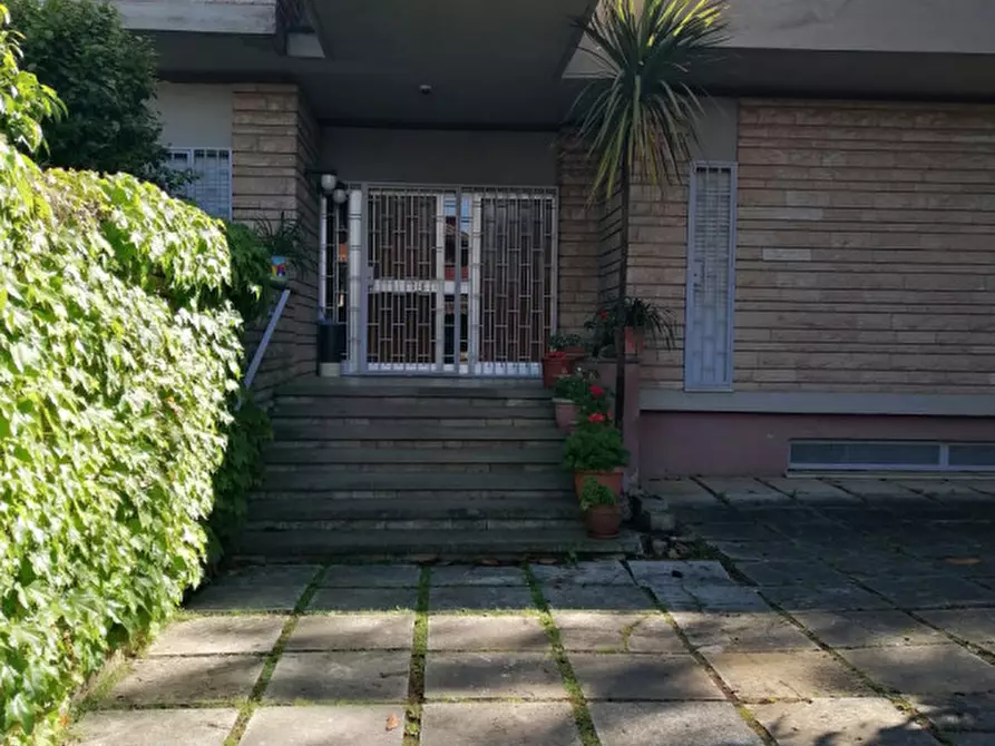 Immagine 23 di Villa in vendita  in Via Enrico Menghini a Nepi