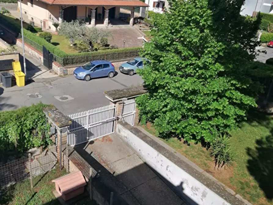 Immagine 25 di Villa in vendita  in Via Enrico Menghini a Nepi