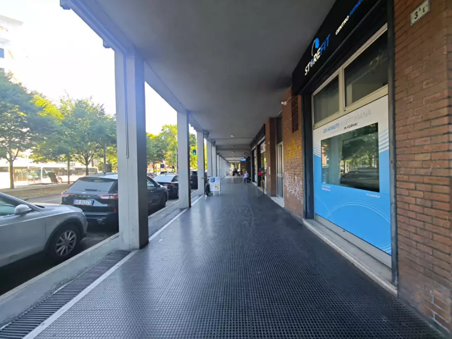 Immagine 10 di Negozio in vendita  in Piazza di Porta San Felice a Bologna