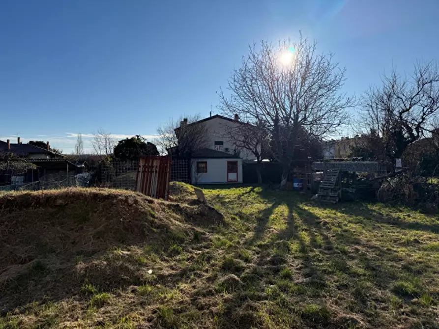 Immagine 2 di Casa indipendente in vendita  in Via Belvedere a Piovene Rocchette