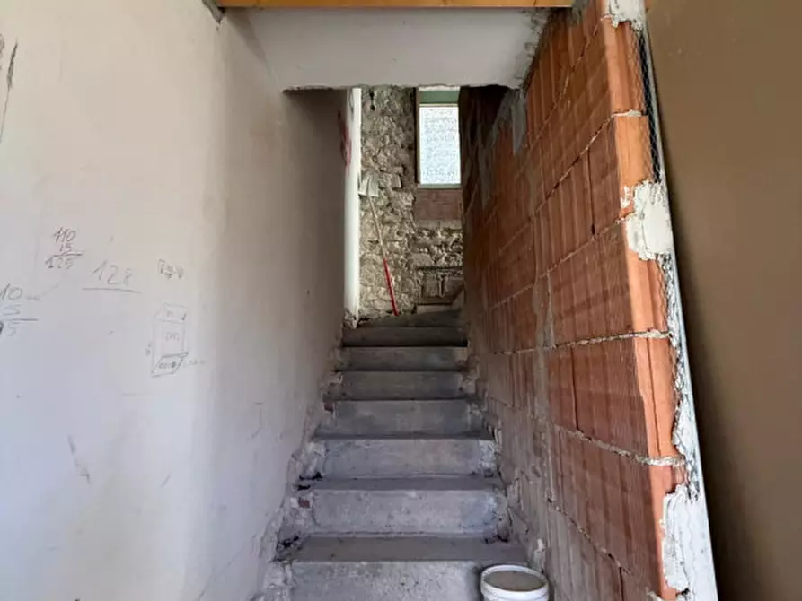 Immagine 11 di Casa indipendente in vendita  in Via Belvedere a Piovene Rocchette