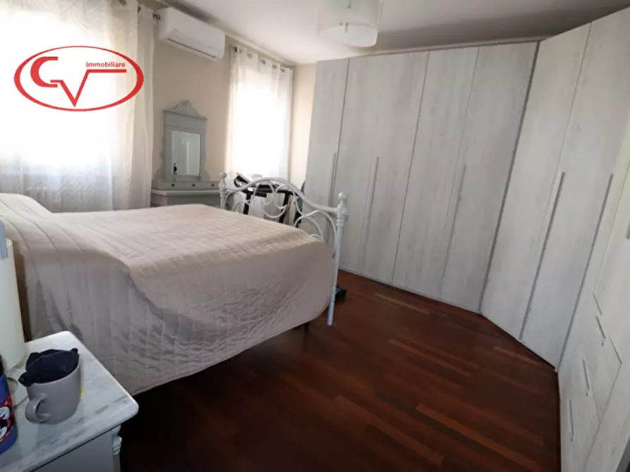 Immagine 19 di Villetta a schiera in vendita  in Moncioni a Montevarchi