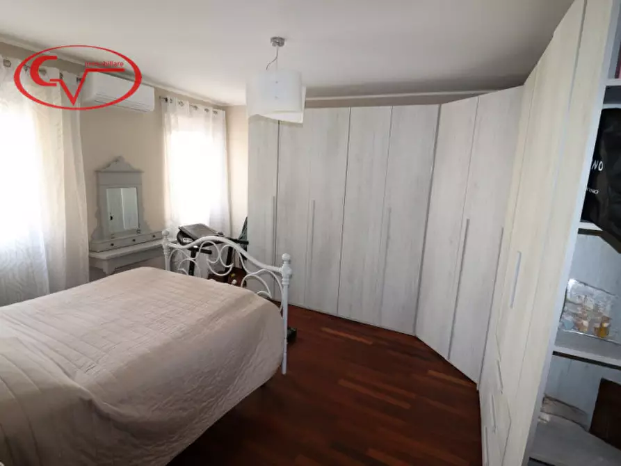 Immagine 20 di Villetta a schiera in vendita  in Moncioni a Montevarchi