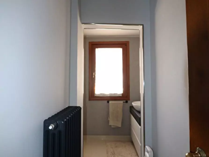 Immagine 24 di Villetta a schiera in vendita  in Moncioni a Montevarchi