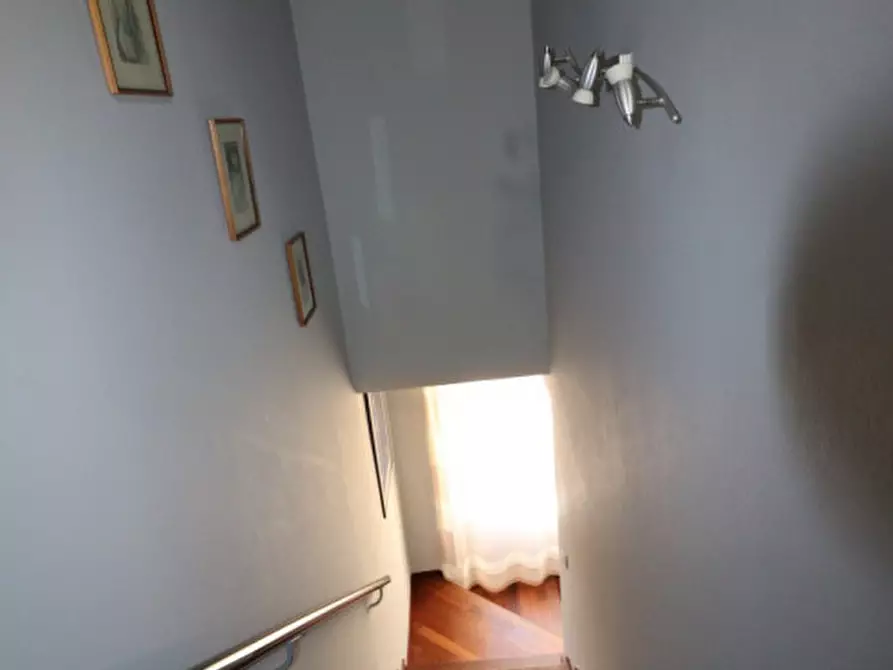 Immagine 30 di Villetta a schiera in vendita  in Moncioni a Montevarchi