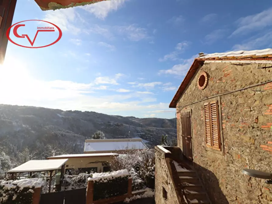 Immagine 35 di Villetta a schiera in vendita  in Moncioni a Montevarchi