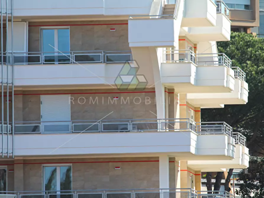 Immagine 9 di Appartamento in vendita  in Via di Vigna Murata a Roma