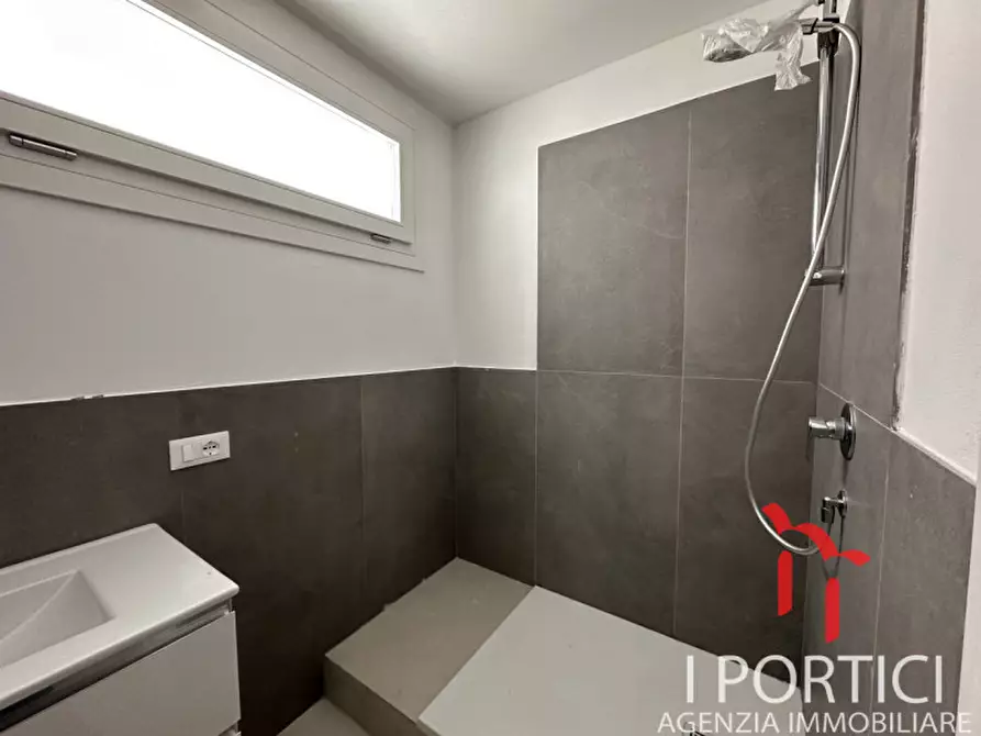 Immagine 7 di Casa indipendente in affitto  in strada al bivio a Venezia