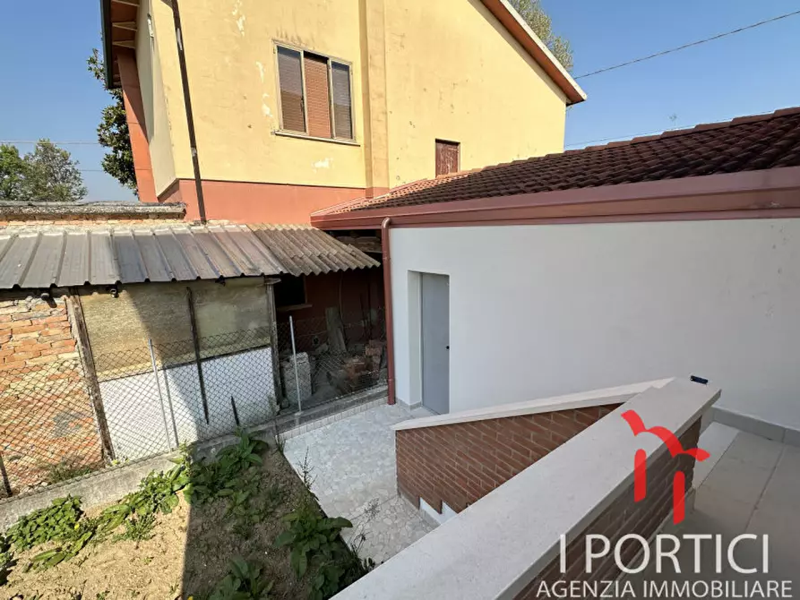 Immagine 9 di Casa indipendente in affitto  in strada al bivio a Venezia