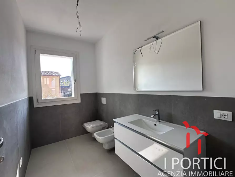 Immagine 13 di Casa indipendente in affitto  in strada al bivio a Venezia