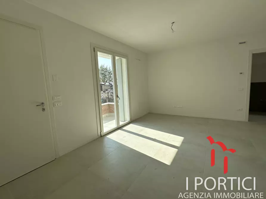 Immagine 15 di Casa indipendente in affitto  in strada al bivio a Venezia