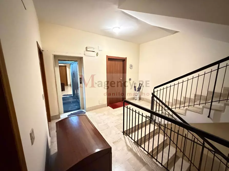 Immagine 3 di Appartamento in vendita  in via ravagnese superiore 122 a Reggio Di Calabria