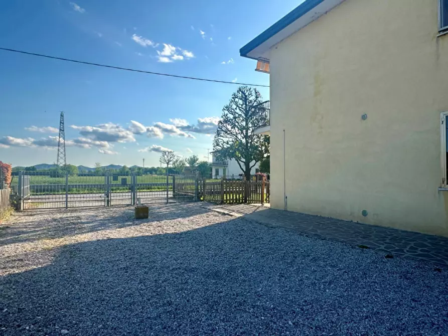 Immagine 22 di Appartamento in vendita  in Via sottomarina a Abano Terme