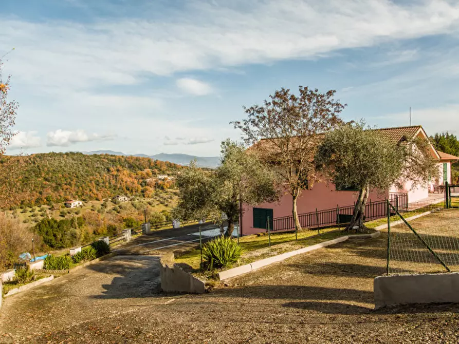 Immagine 2 di Villa in vendita  in via di capodimonte a Fiano Romano