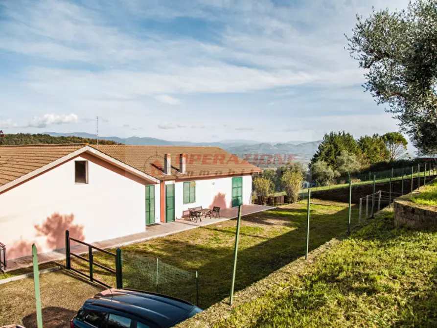 Immagine 14 di Villa in vendita  in via di capodimonte a Fiano Romano