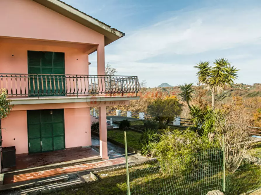 Immagine 17 di Villa in vendita  in via di capodimonte a Fiano Romano