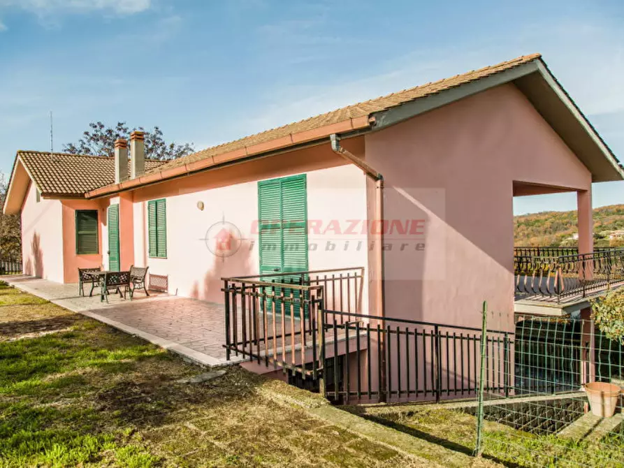 Immagine 20 di Villa in vendita  in via di capodimonte a Fiano Romano