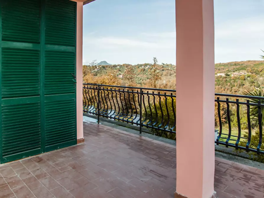 Immagine 23 di Villa in vendita  in via di capodimonte a Fiano Romano