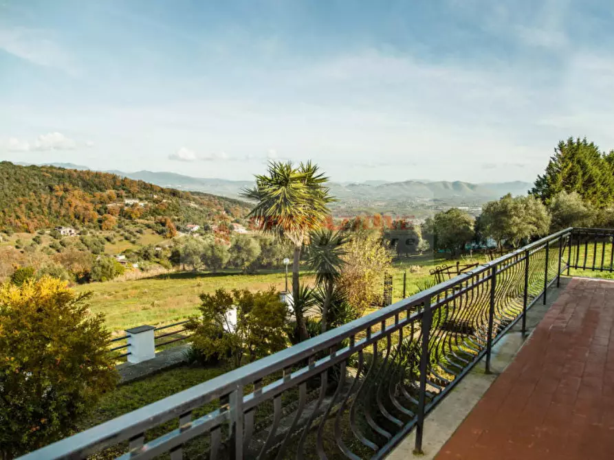 Immagine 24 di Villa in vendita  in via di capodimonte a Fiano Romano