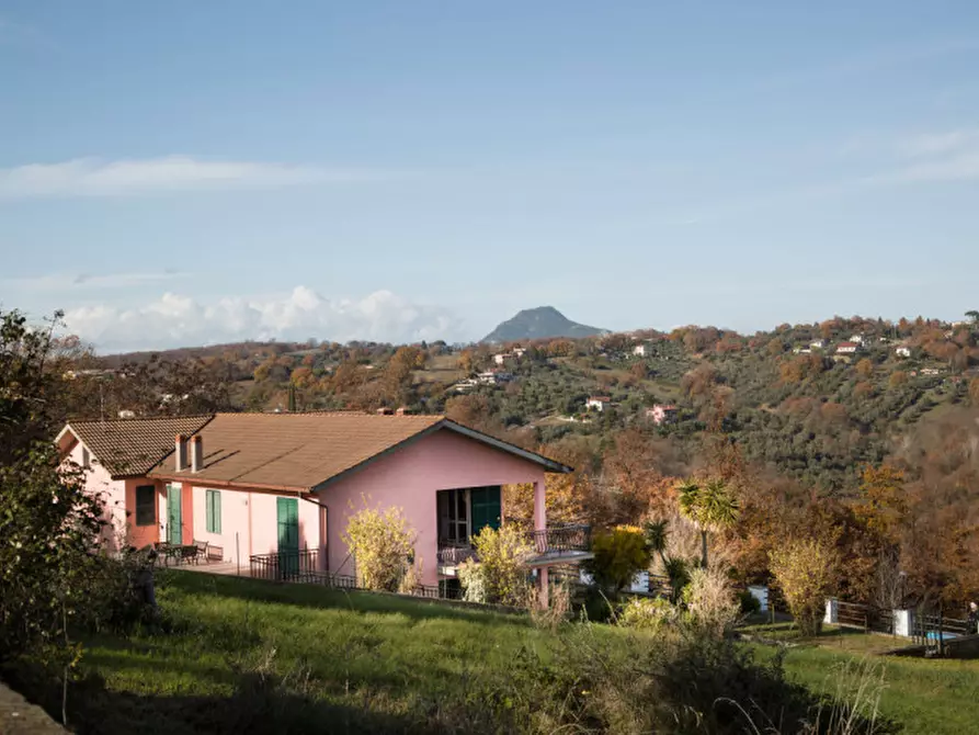 Immagine 29 di Villa in vendita  in via di capodimonte a Fiano Romano