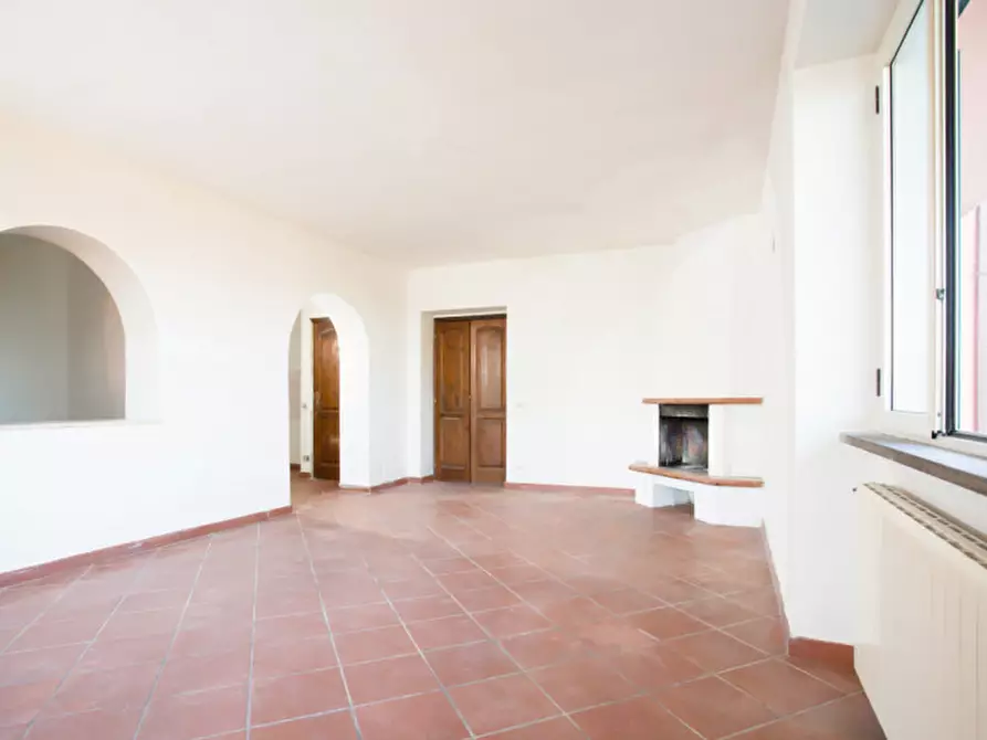 Immagine 34 di Villa in vendita  in via di capodimonte a Fiano Romano