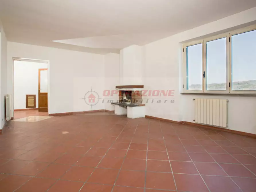 Immagine 59 di Villa in vendita  in via di capodimonte a Fiano Romano