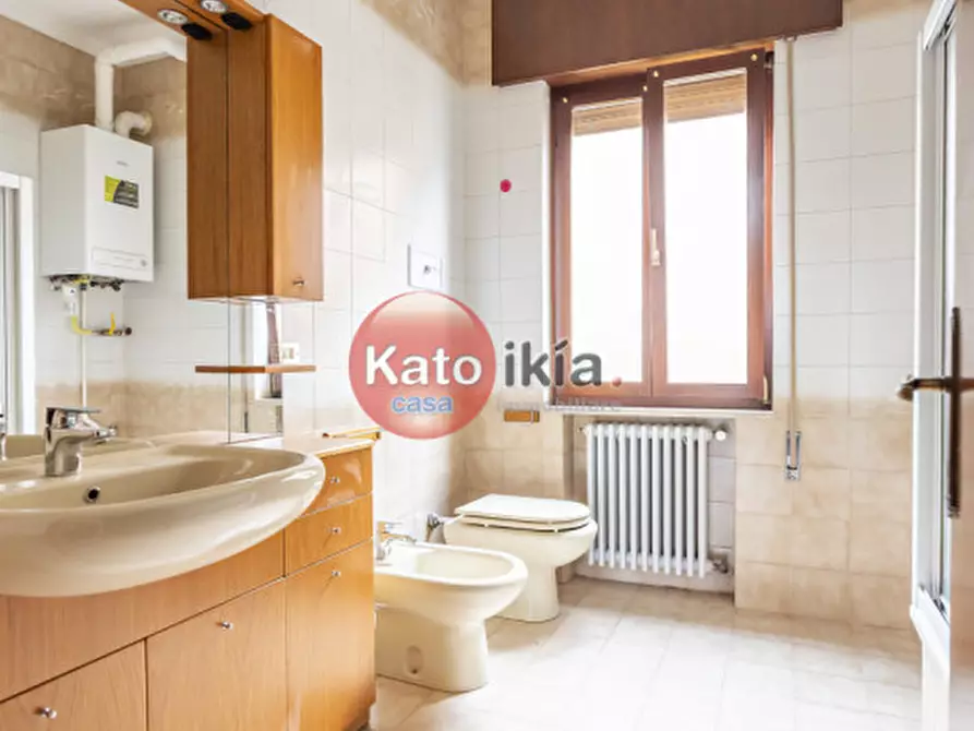 Immagine 8 di Appartamento in vendita  in Via Bassano a Creazzo