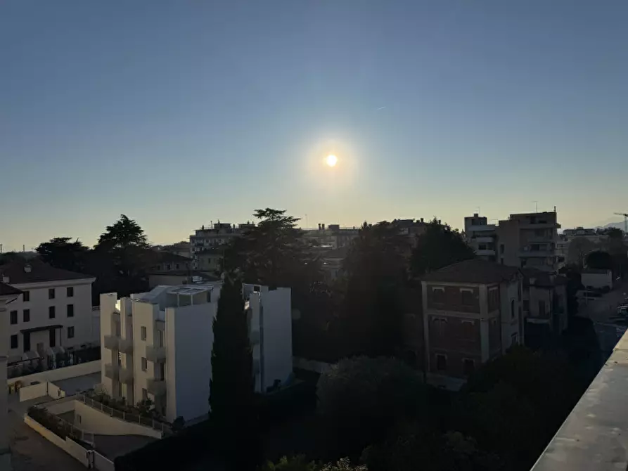 Immagine 10 di Attico in vendita  in Via Trieste a Bassano Del Grappa