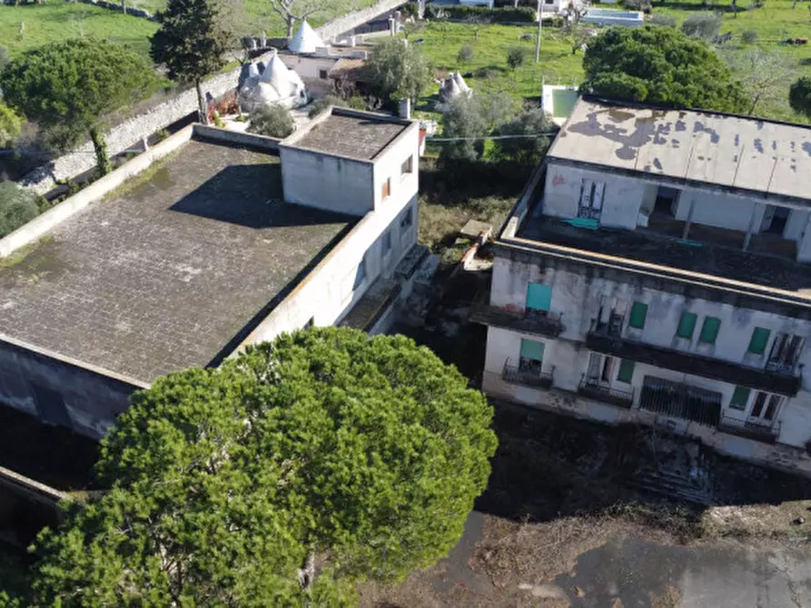 Immagine 1 di Hotel in vendita  in SS172 a Martina Franca