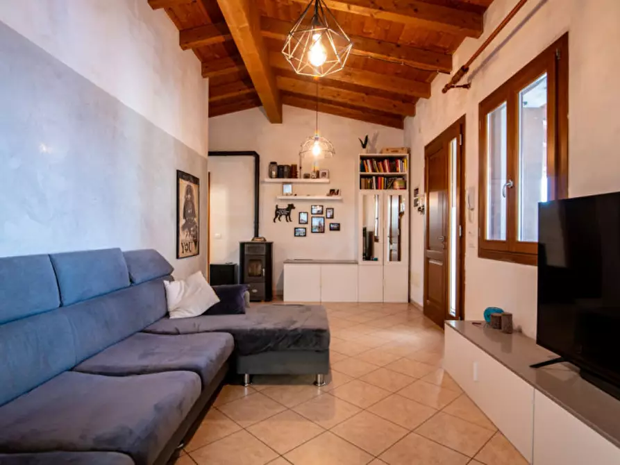 Immagine 3 di Casa indipendente in vendita  in Via Sottomarina a Abano Terme