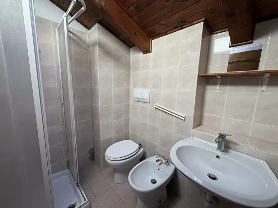 Immagine 11 di Casa bifamiliare in vendita  a Giovo