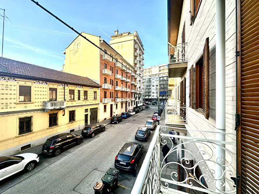 Immagine 11 di Appartamento in vendita  in Via Mattie 16 a Torino