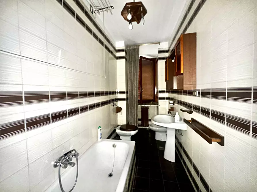 Immagine 13 di Appartamento in vendita  in Via Mattie 16 a Torino