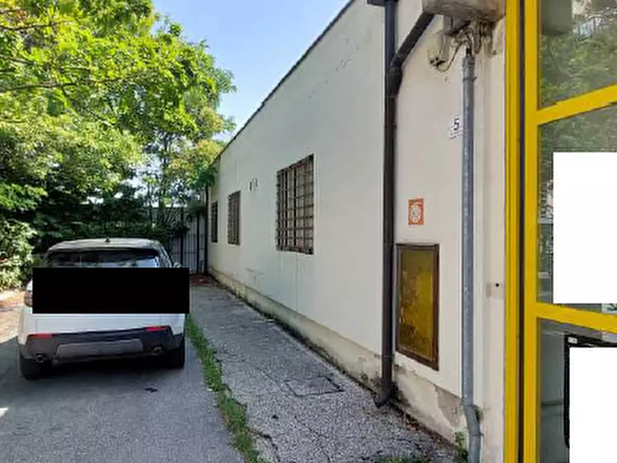 Immagine 2 di Capannone industriale in vendita  in Via Antonio Rossetto 5 a Venezia