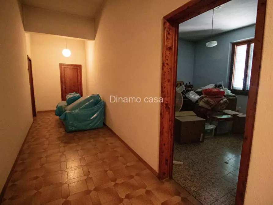 Immagine 12 di Villetta a schiera in vendita  a Prato