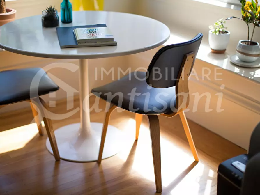 Immagine 13 di Appartamento in vendita  in Lungarno Francesco Ferrucci a Firenze