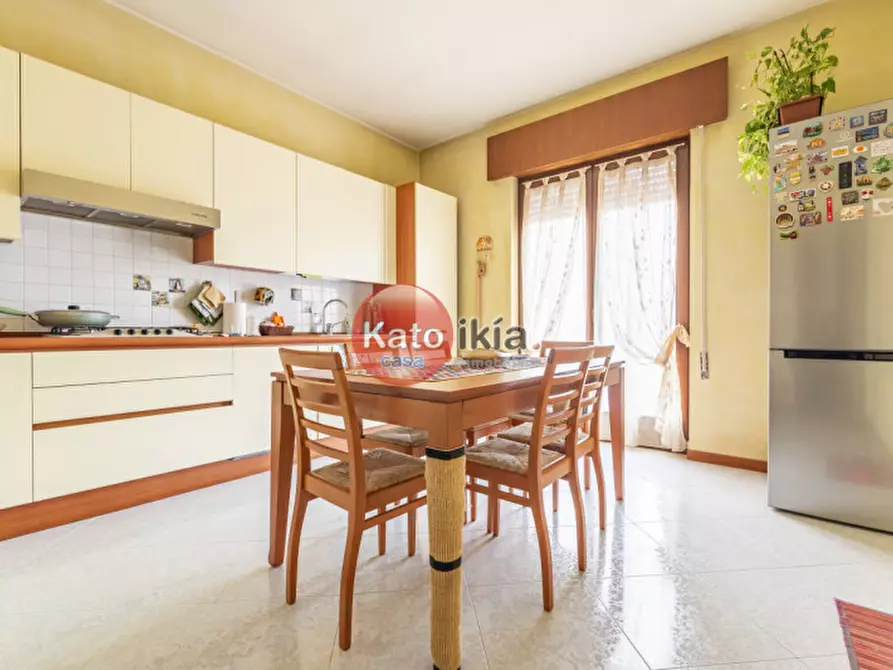 Immagine 3 di Appartamento in vendita  in Via Bassano a Creazzo