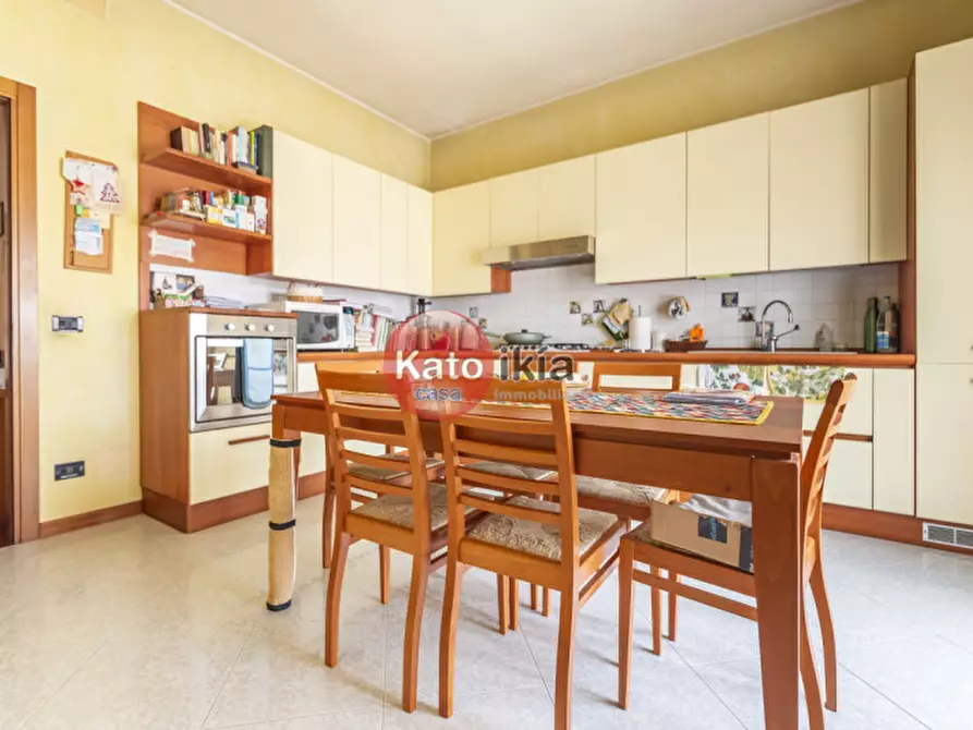 Immagine 4 di Appartamento in vendita  in Via Bassano a Creazzo